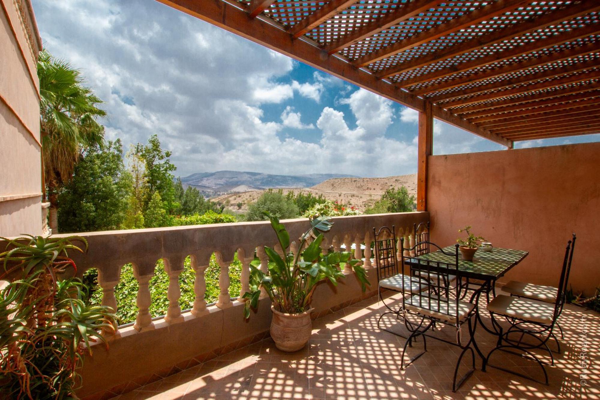 Les Terrasses Du Lac Marrakech Lalla Takerkoust Luaran gambar